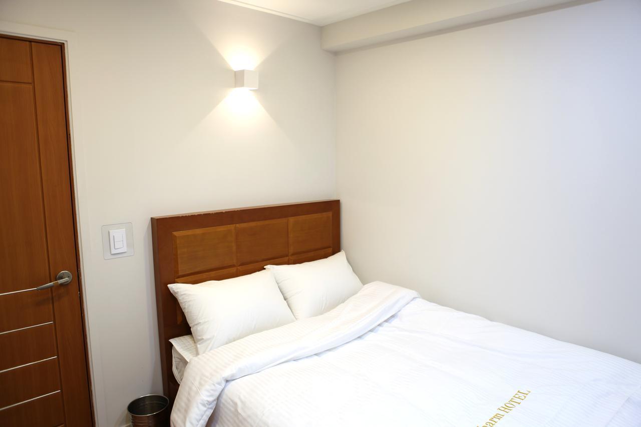 Charm Hotel Seul Esterno foto
