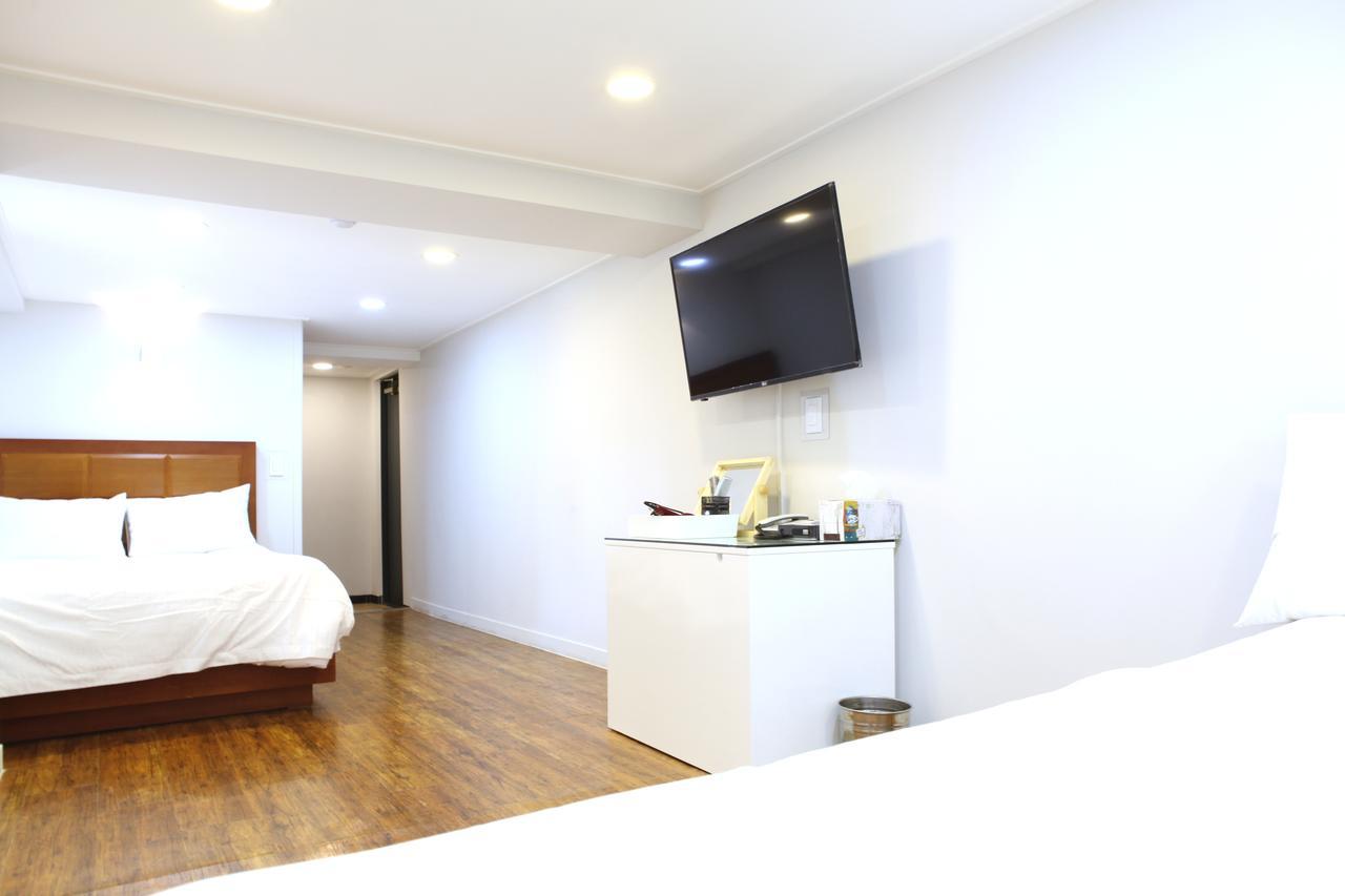 Charm Hotel Seul Esterno foto